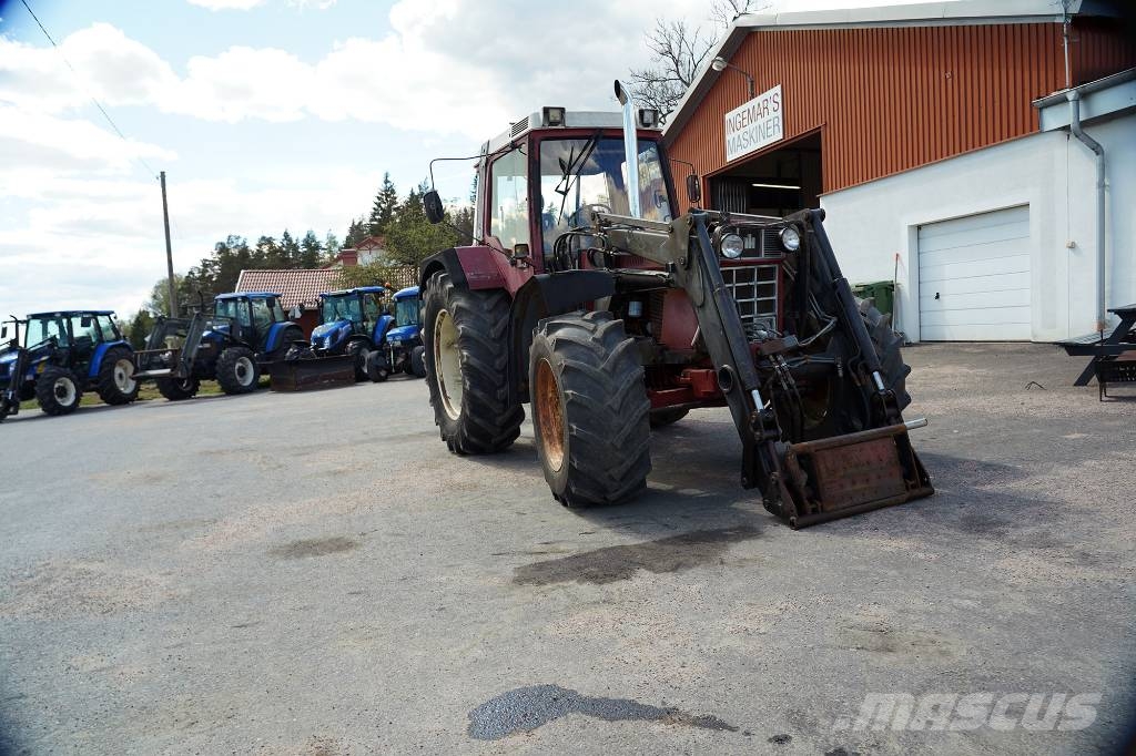 International 955 AXL / DAT697 الجرارات