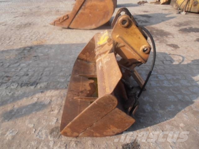 ŁYŻKA SKARPOWA HYDRAULICZNA Łyżki do koparek