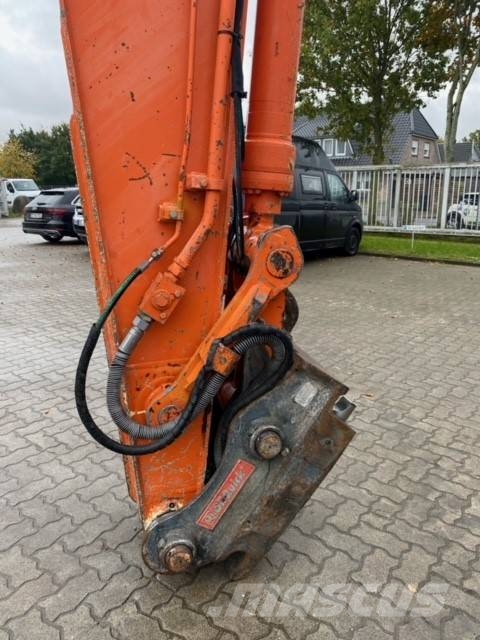 OilQuick (1749) OQ 80 CAT, Volvo, Komatsu, Hitachi, Develon Redskapsfäste/ adaptrar