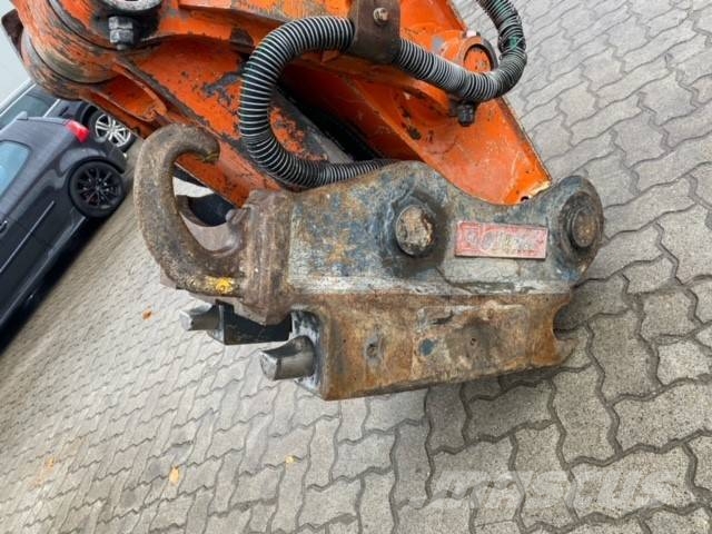 OilQuick (1749) OQ 80 CAT, Volvo, Komatsu, Hitachi, Develon Redskapsfäste/ adaptrar
