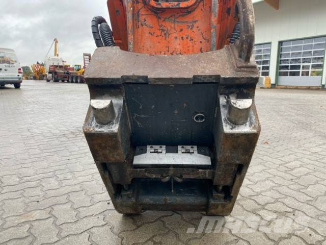 OilQuick (1749) OQ 80 CAT, Volvo, Komatsu, Hitachi, Develon Redskapsfäste/ adaptrar