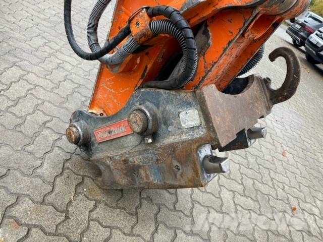 OilQuick (1749) OQ 80 CAT, Volvo, Komatsu, Hitachi, Develon Redskapsfäste/ adaptrar