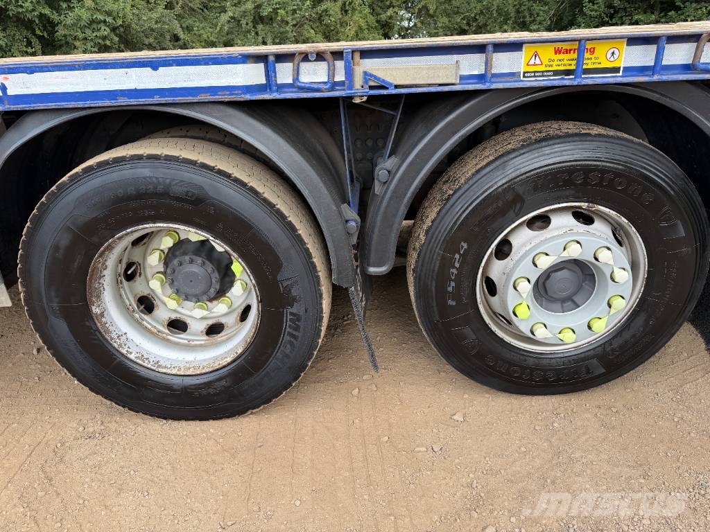 Volvo FM 430 Cheese Wedge Hiab Sleeper Cab Camiones grúa
