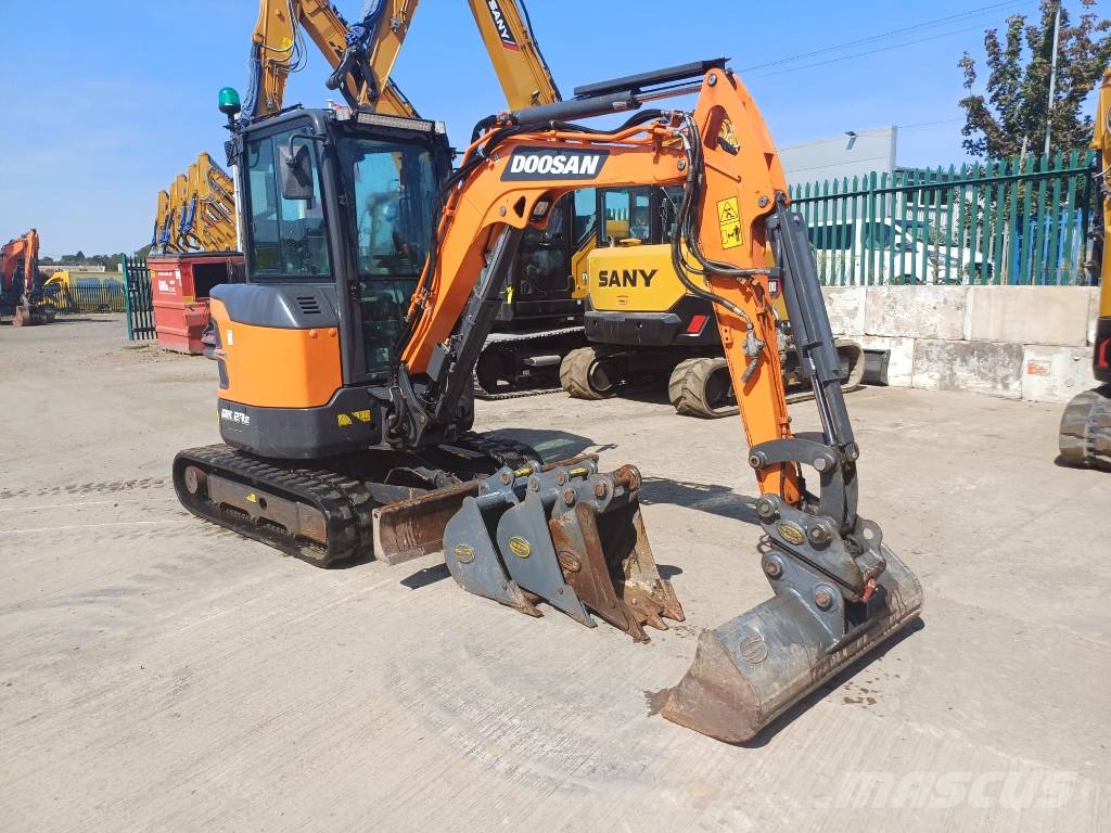 Develon DX 27 Z-7 Мини екскаватори < 7 т