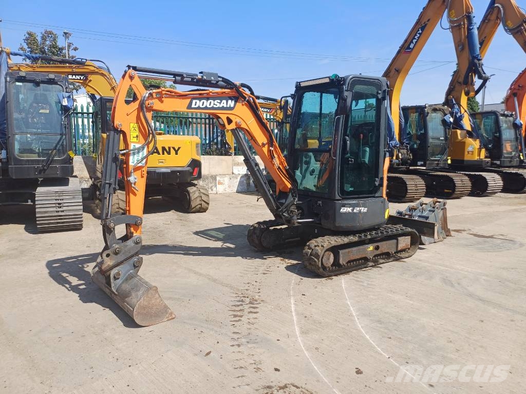 Develon DX 27 Z-7 Мини екскаватори < 7 т