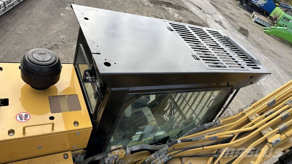 CAT 326F LN Pelle sur chenilles