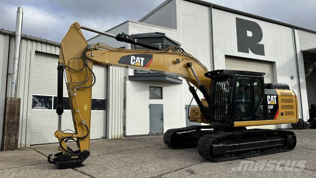 CAT 326F LN Pelle sur chenilles