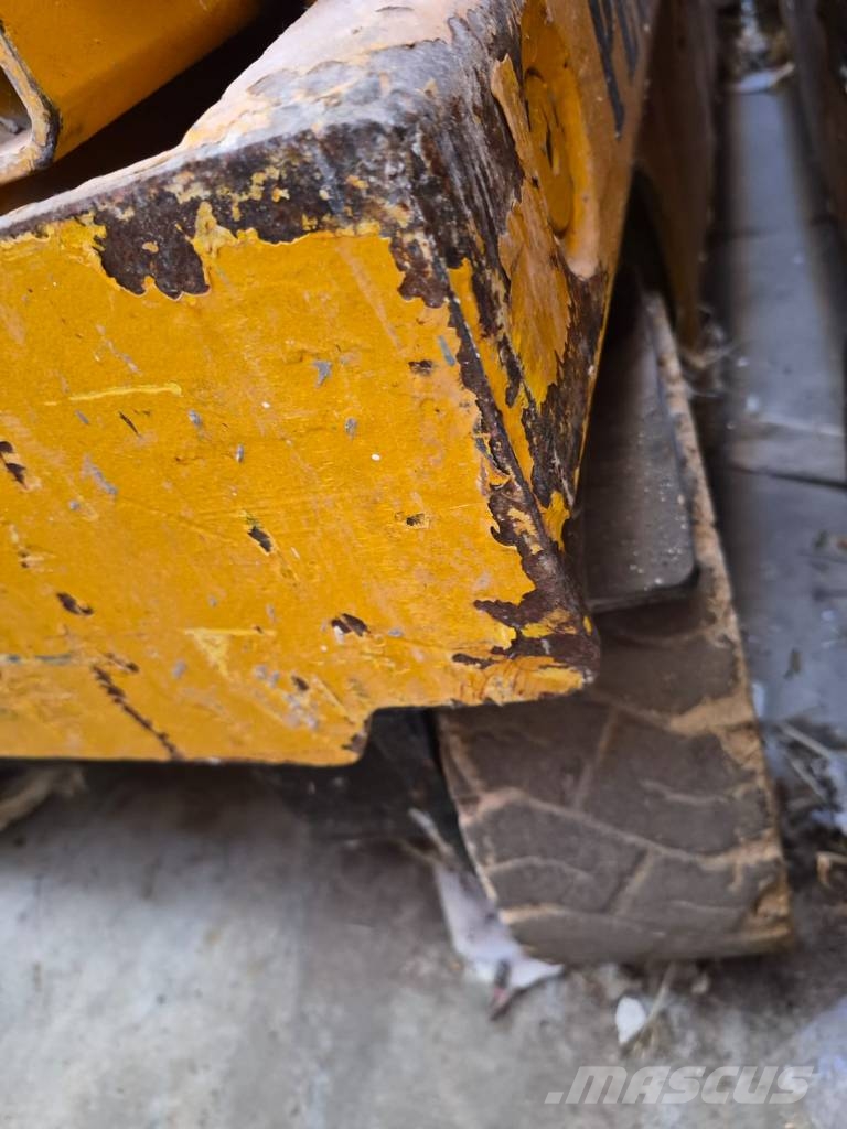 Haulotte Compact 10 N Schaarhoogwerkers