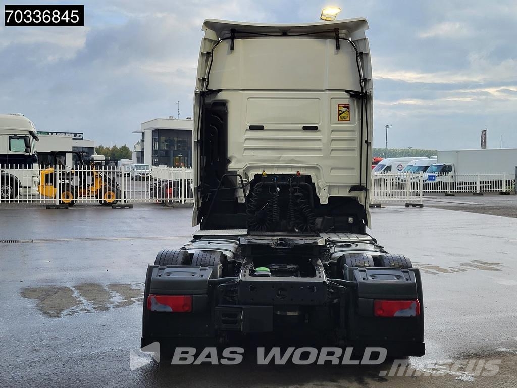 MAN TGX 18.500 TGX 4X2 XXL Mega Retarder Hebesattel AC Trekkers