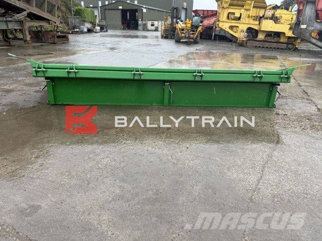 McCloskey Hydraulic Tipping Grid Moottorit ja vaihteistot