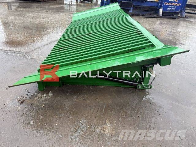 McCloskey Hydraulic Tipping Grid Moottorit ja vaihteistot