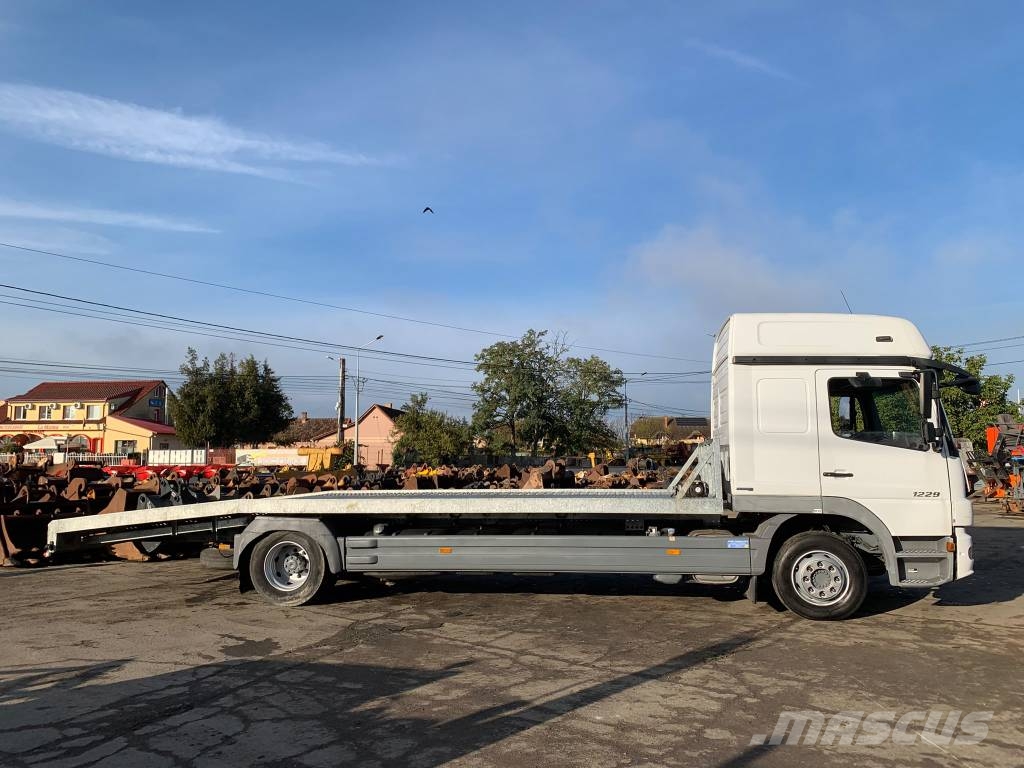 Mercedes-Benz Atego 1328 L Oprijwagen