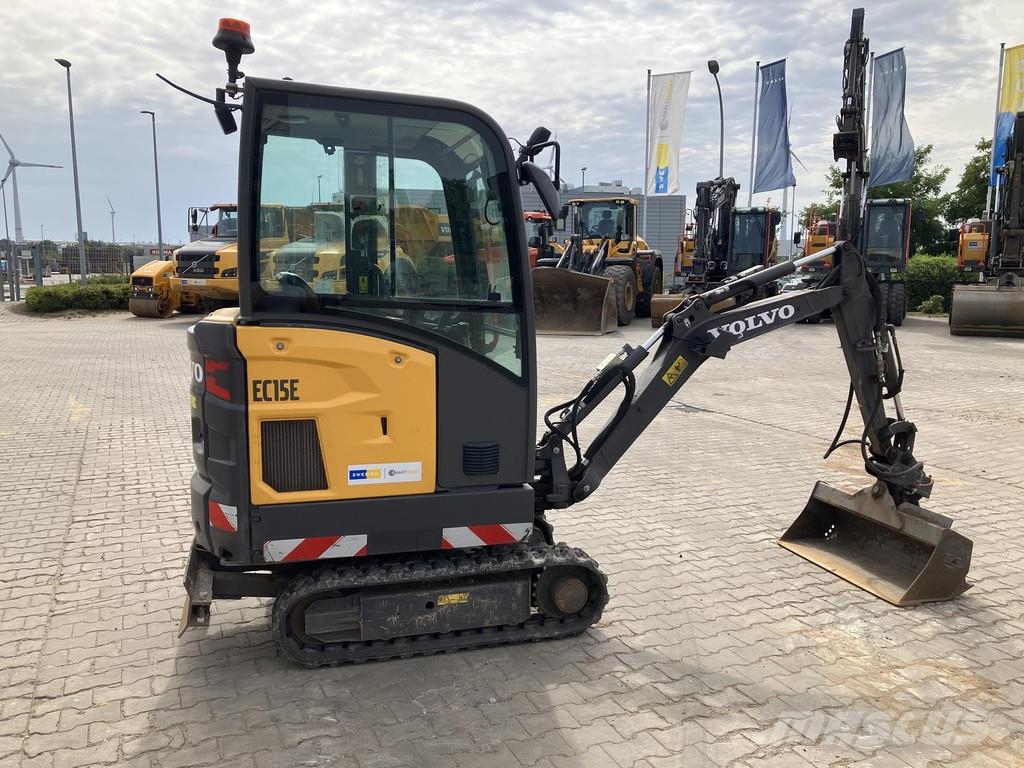 Volvo EC 15 E 小型挖掘机