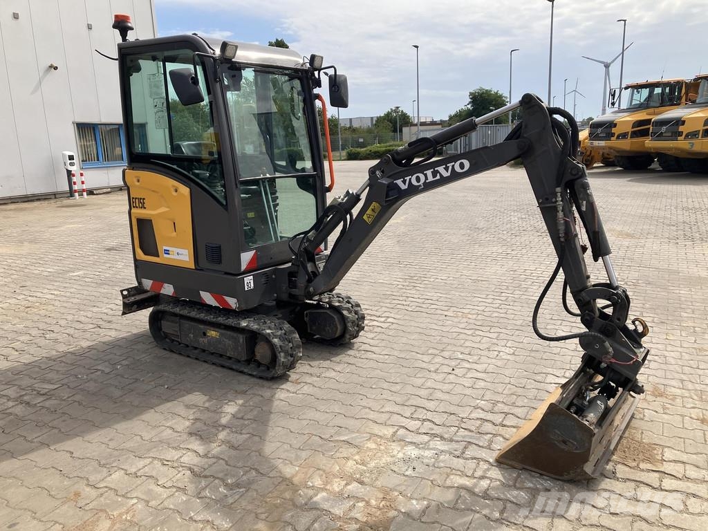 Volvo EC 15 E 小型挖掘机