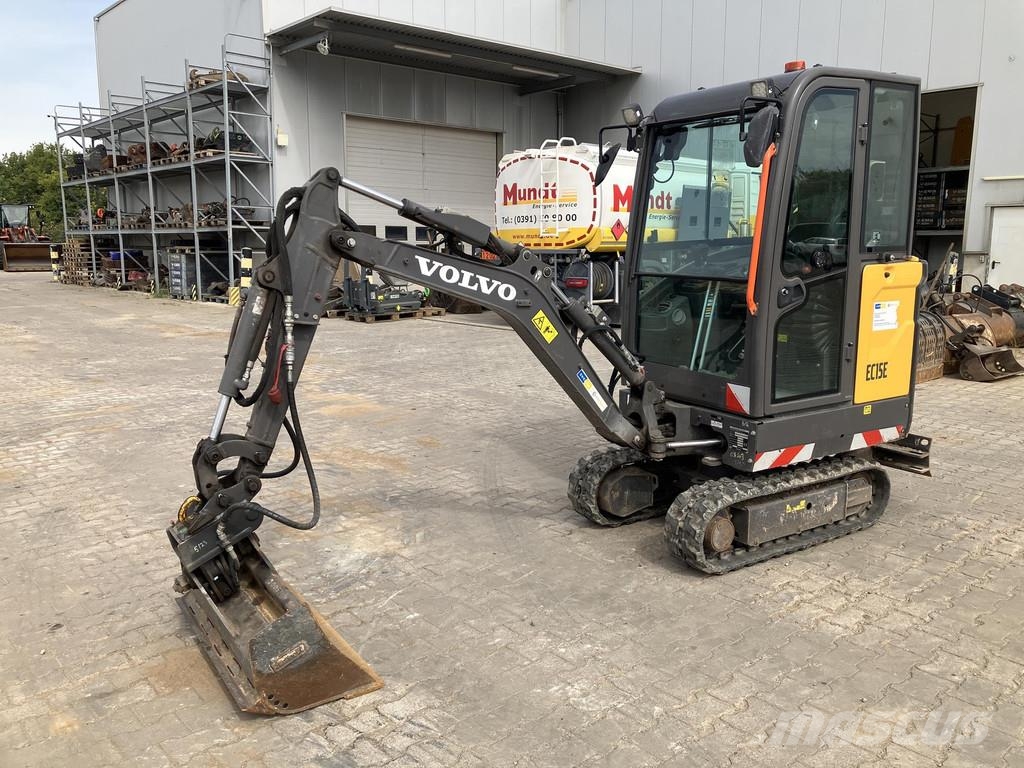 Volvo EC 15 E 小型挖掘机