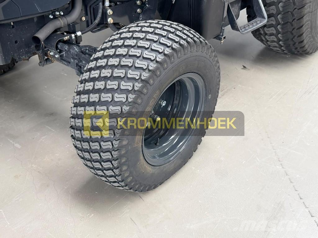 Branson 5025CH Tractoren