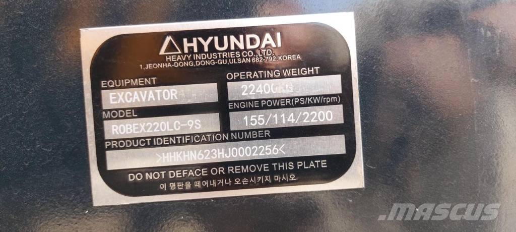Hyundai Robex 220 LC-9 Paletli ekskavatörler