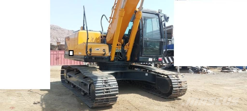 Hyundai Robex 220 LC-9 Paletli ekskavatörler