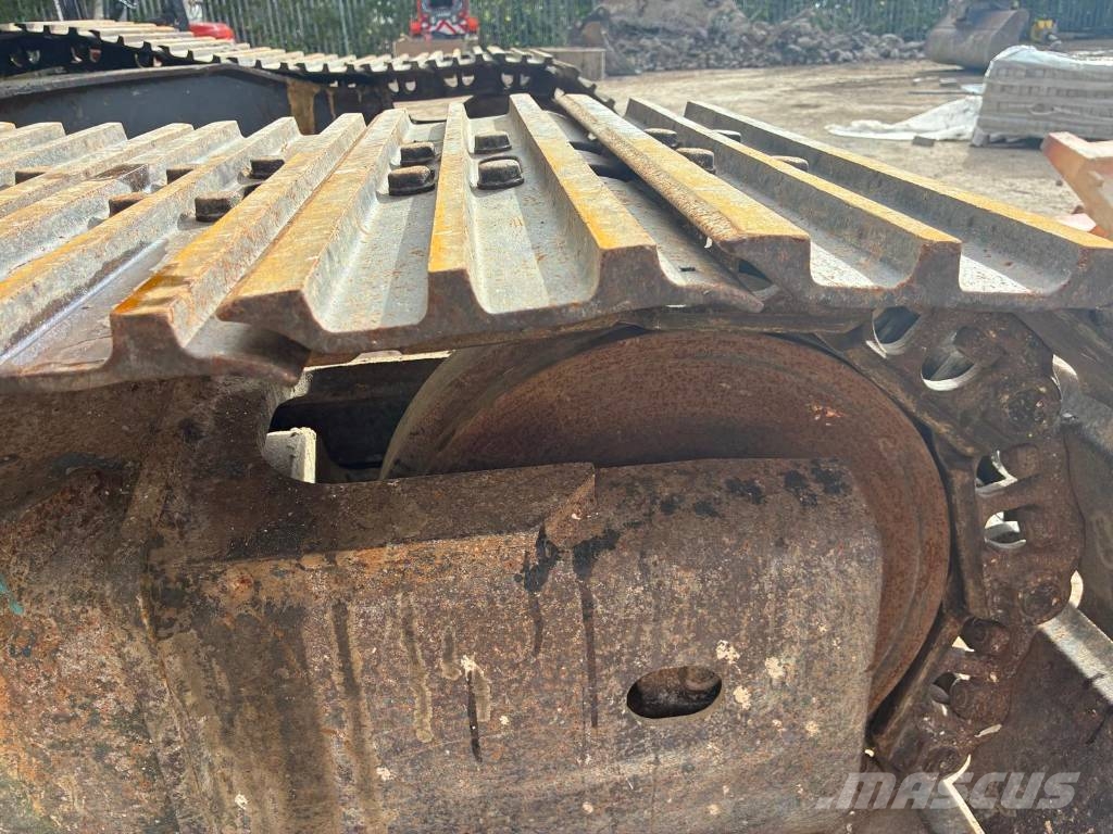 Komatsu PC 210 LC-8 Bagri goseničarji