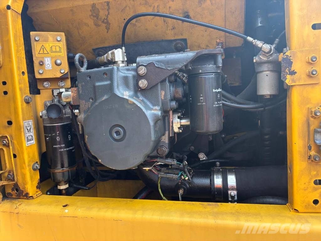 Komatsu PC 210 LC-8 Bagri goseničarji