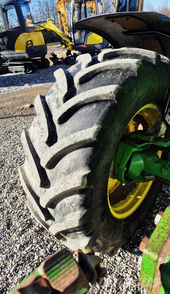 John Deere 6620 AP Traktoren