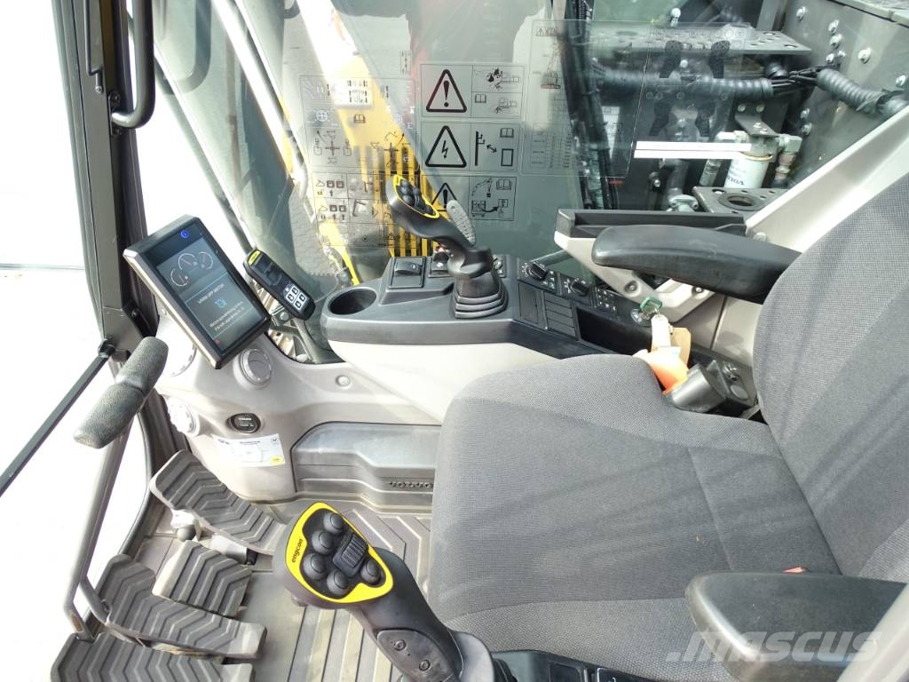Volvo ECR 145 EL حفارات زحافة