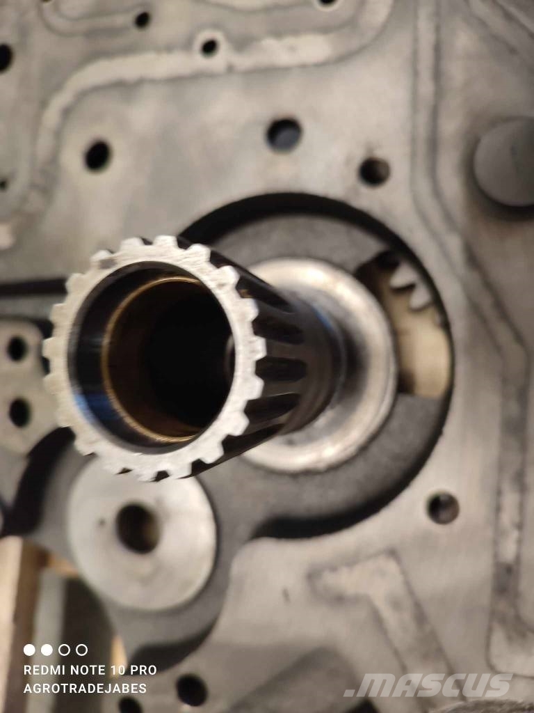 CAT TH62 (02484R) oil pump case Motores