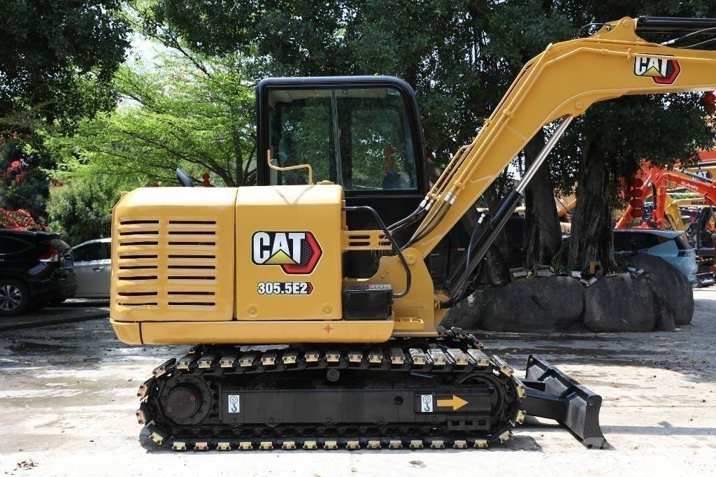 CAT 305.5E2 Mini bagri <7t