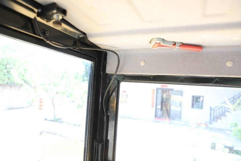 CAT 305.5E2 Mini bagri <7t