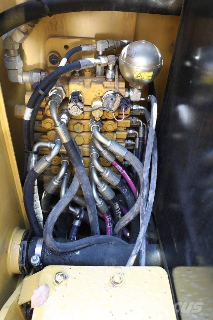 CAT 305.5E2 Mini bagri <7t