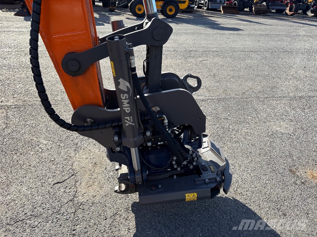 Doosan DX 140 LCR-7 / Pyörittäjä, Rasvari, StageV Paletli ekskavatörler