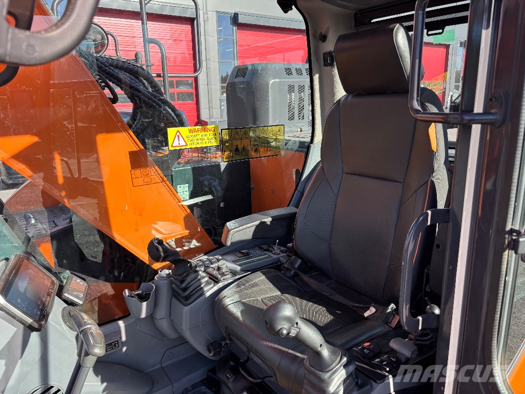Doosan DX 140 LCR-7 / Pyörittäjä, Rasvari, StageV Paletli ekskavatörler