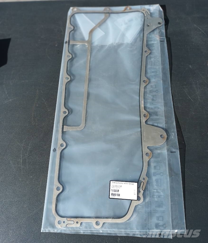 Volvo GASKET 21302234 엔진