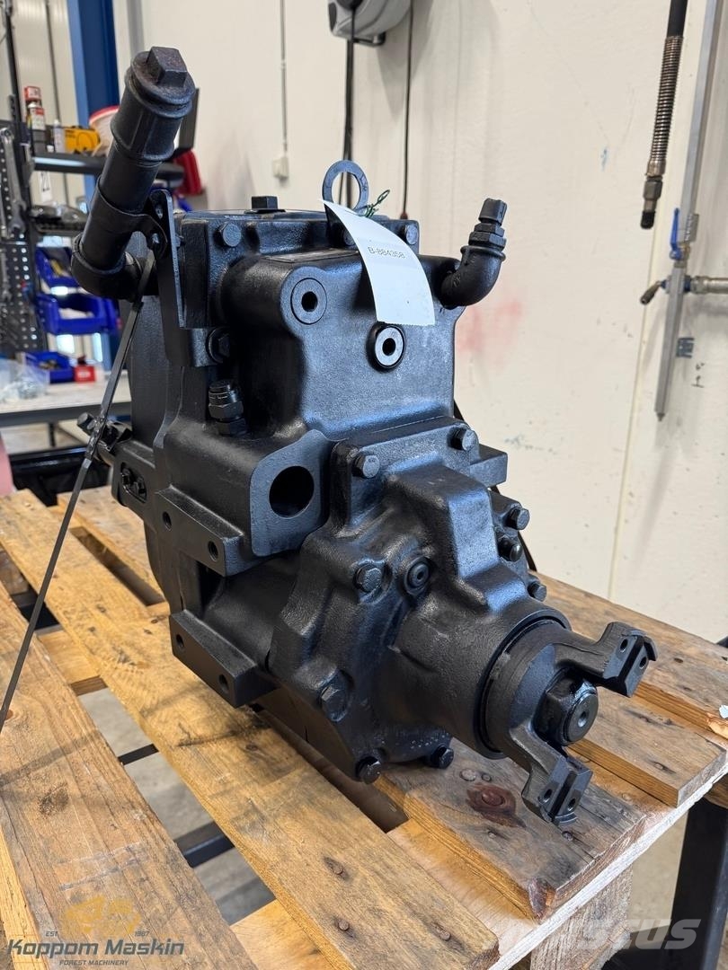 John Deere F070440 KM Certified växellåda / Gearbox Used/Beg Transmission