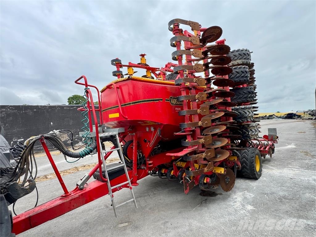 Väderstad spirit 800 Taladros
