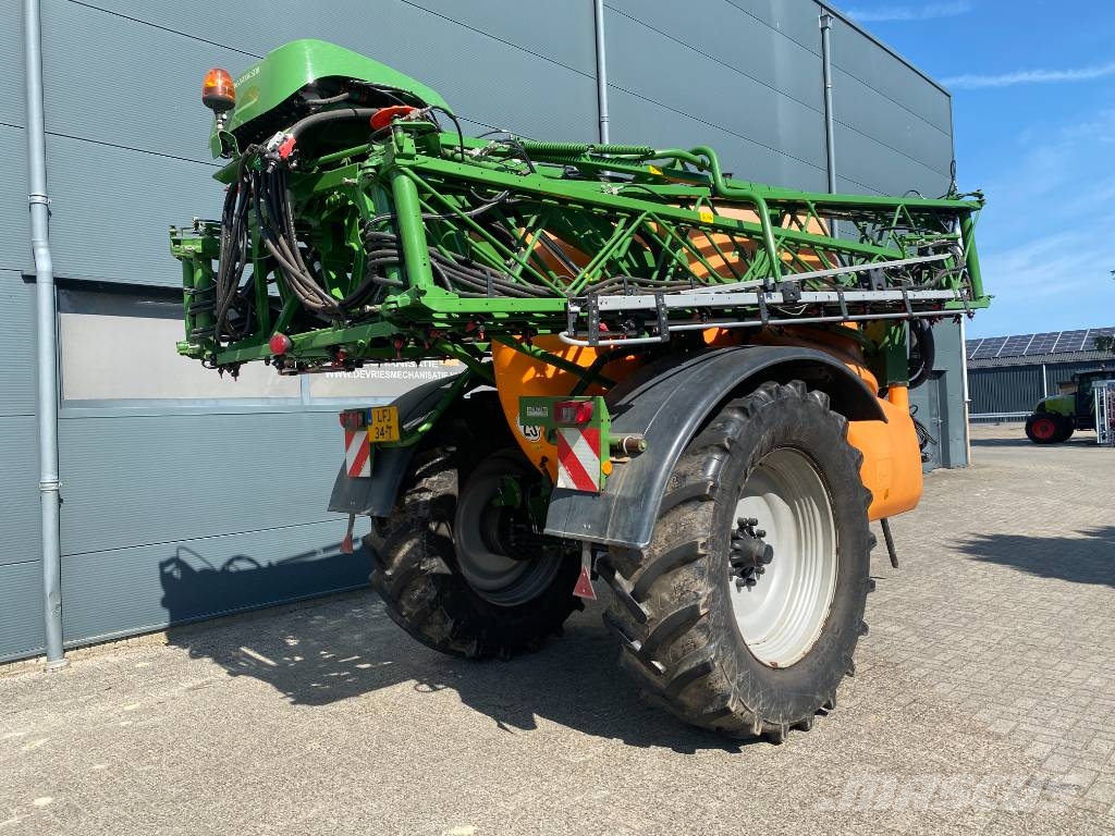 Amazone UX 5200 39mtr. Trailed sprayers