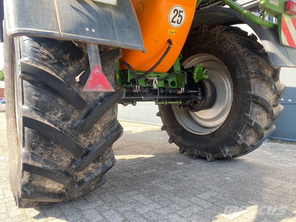 Amazone UX 5200 39mtr. Trailed sprayers
