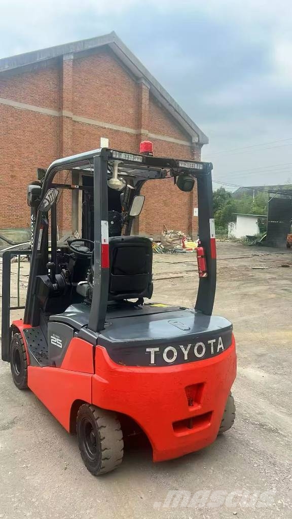 Toyota FD 25 Sähkötrukit
