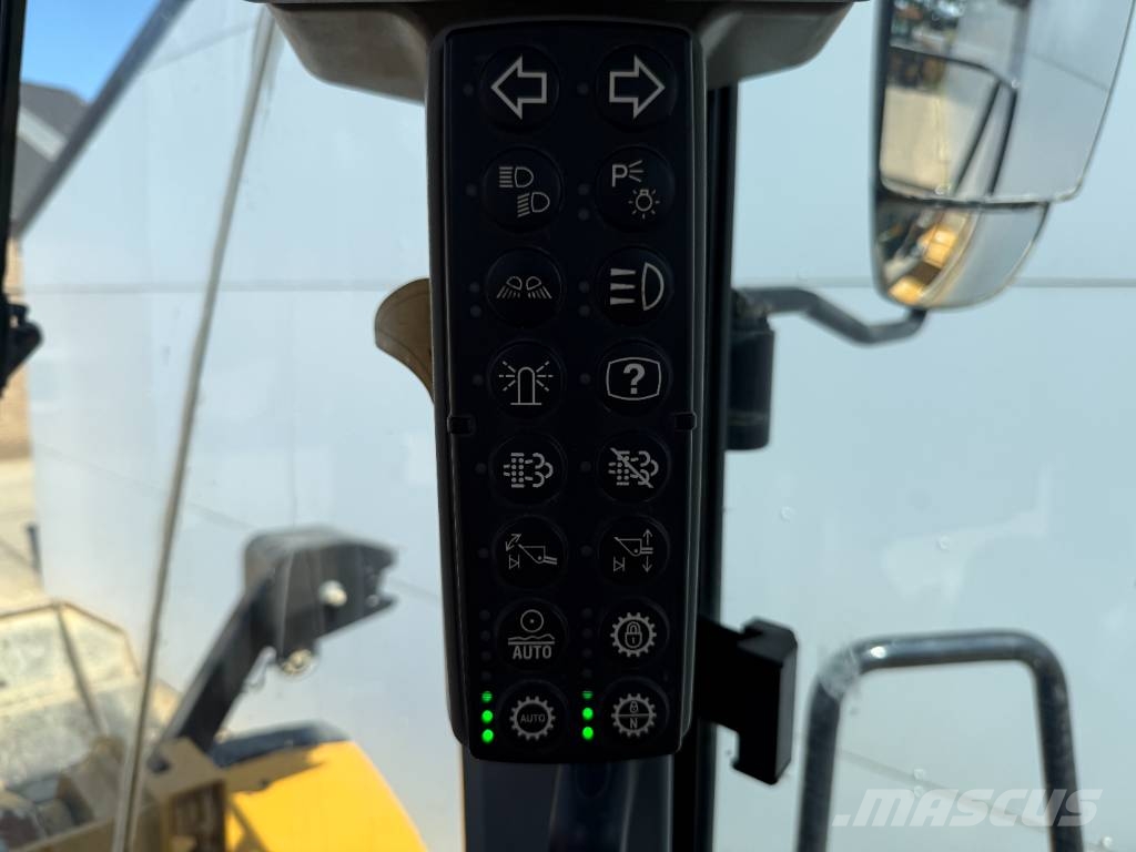 CAT 966M - Automatic Greasing / 3th Function Wheel loaders