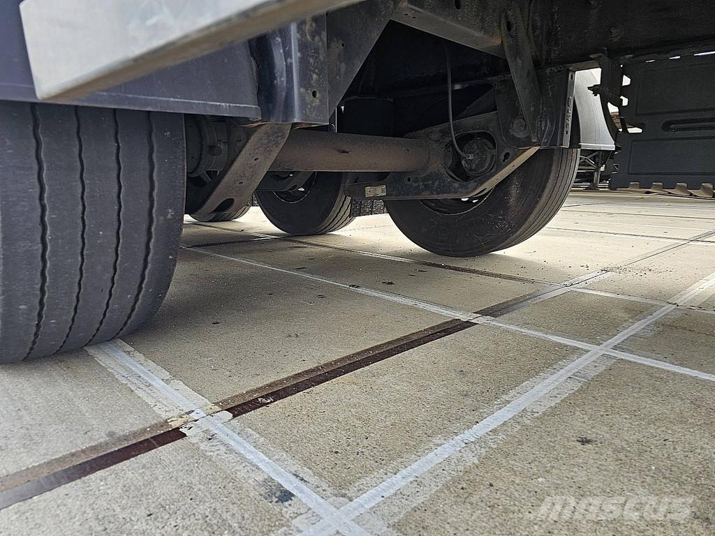Kögel SN 24 HARD WOOD FLOOR نصف مقطورات بباب جانبي