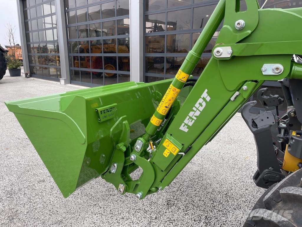 Fendt 211s Profi Plus GPS/RTK Tractoren
