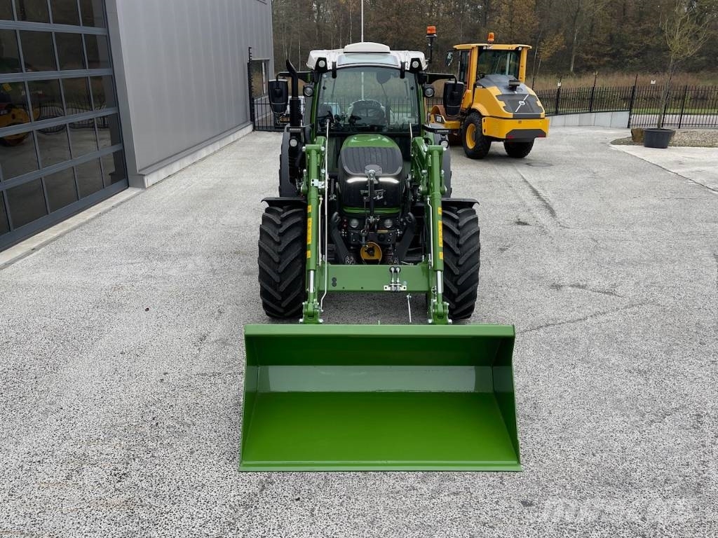Fendt 211s Profi Plus GPS/RTK Tractoren