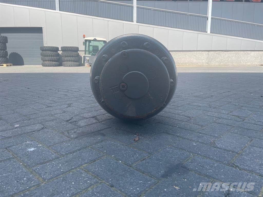 Sennebogen 835E-114466-Axle/Achse/As Осі