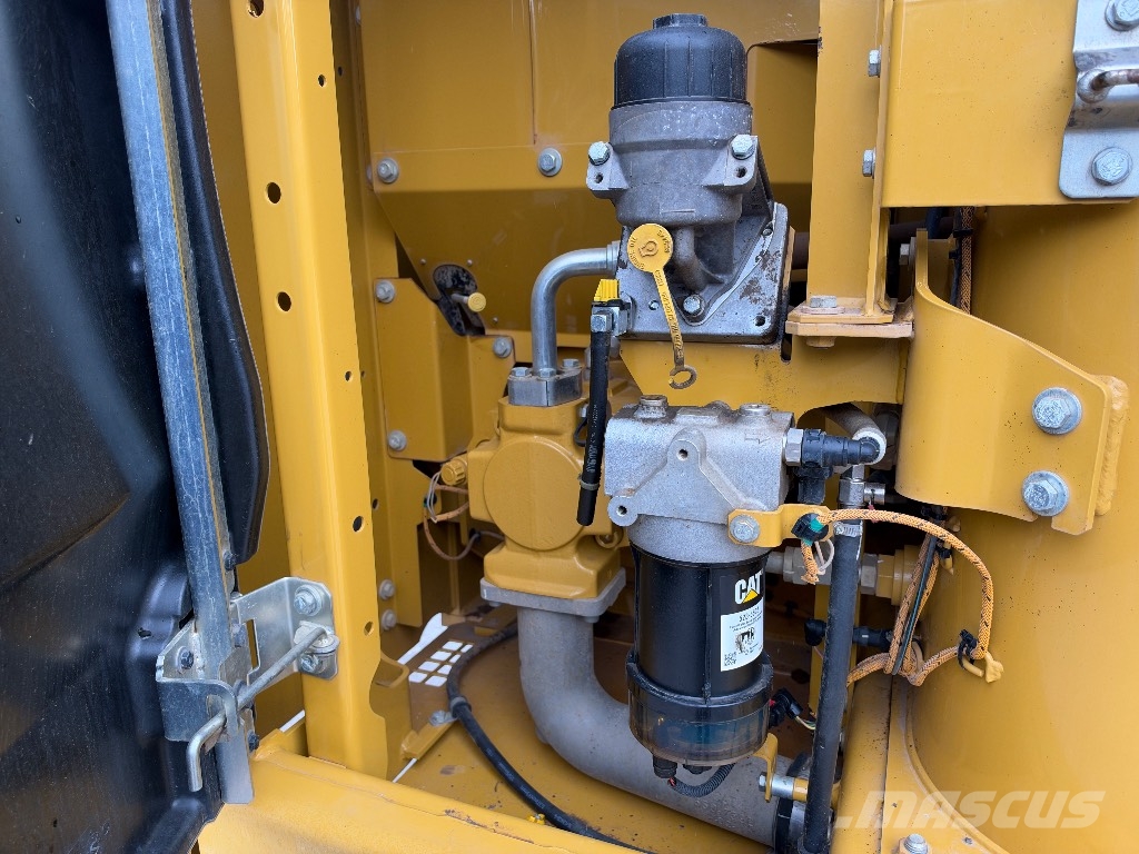 CAT 313 GC Gravemaskiner på larvebånd