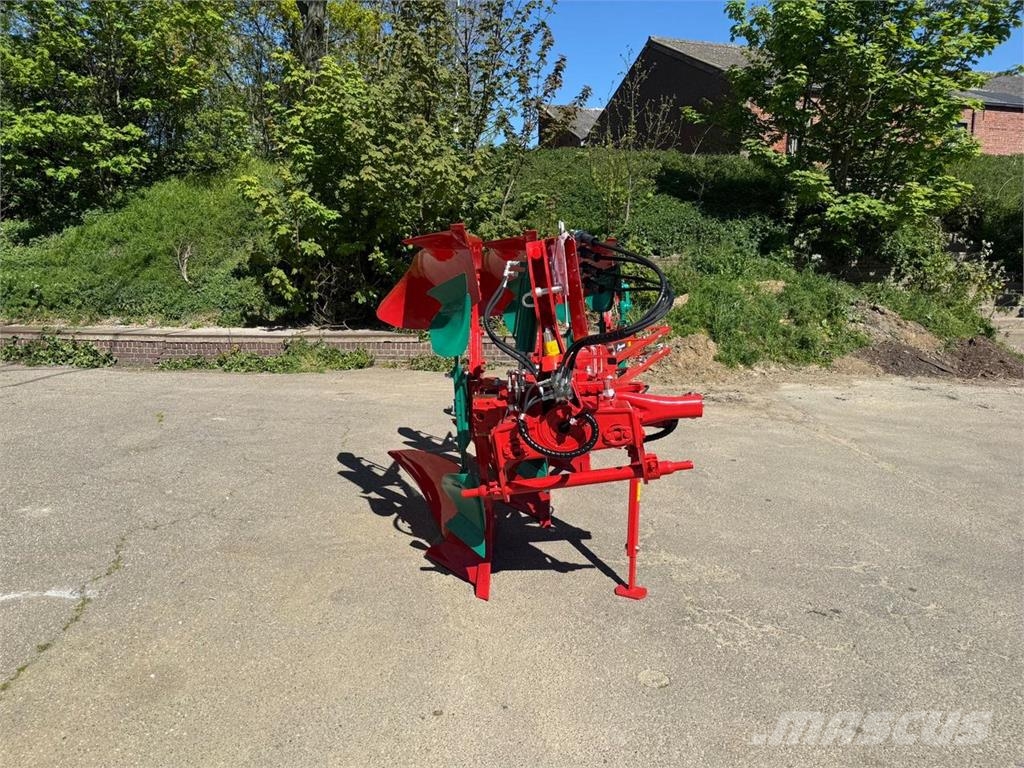 Kverneland 2300B Dvojstranné pluhy