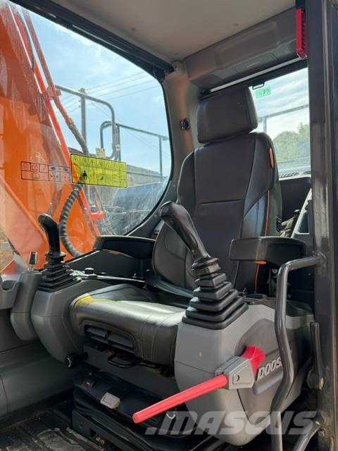 Doosan DX 140 LC-7 Crawler excavators