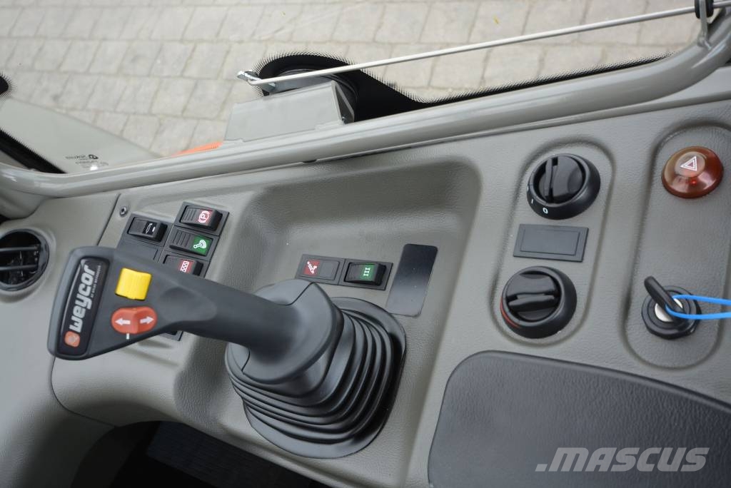 Weycor (Atlas) AR 400 لوادر بعجل