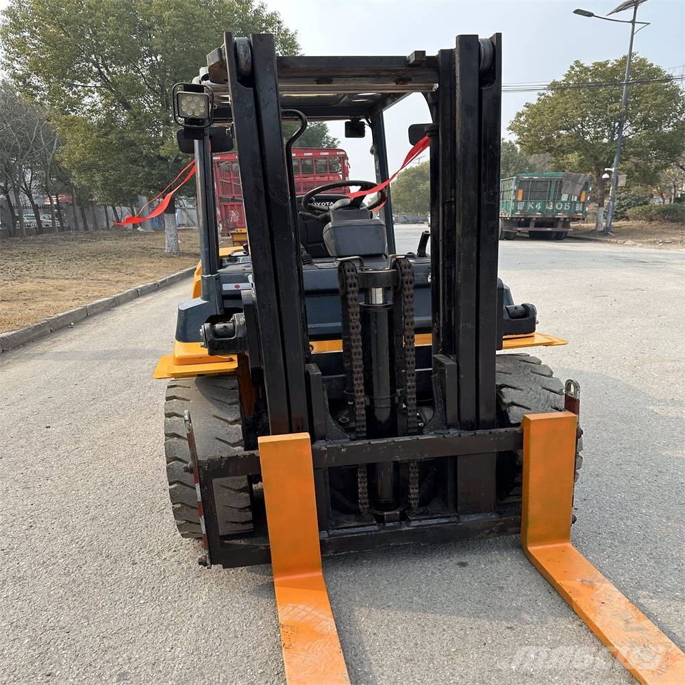 Toyota 02-7FDA50 Diesel forklifts
