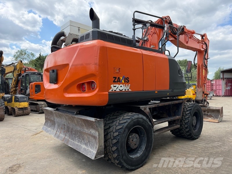 Hitachi ZX170W-6 حفارات بعجل