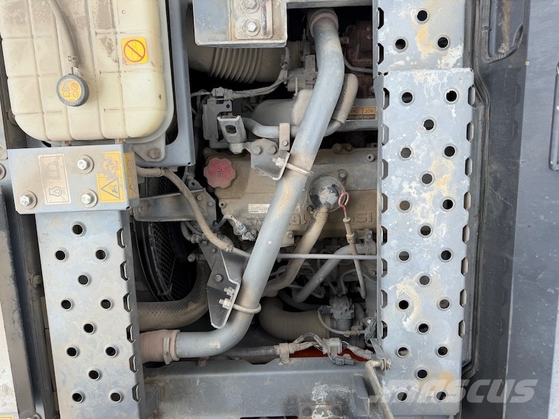 Hitachi ZX170W-6 حفارات بعجل